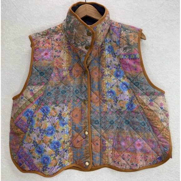 NATURAL LIFE Women's Quilt Puffer Floral Patchwork Vest Size M NWT - Picture 1 of 10